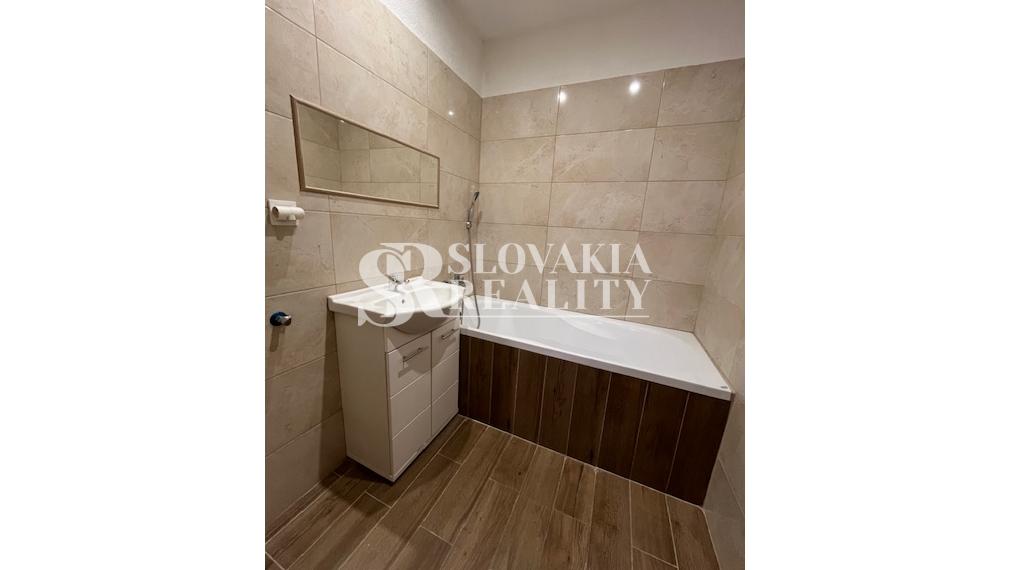 3-izb. byt Klokočina, loggia, čiastočne zariadený, 81 m2