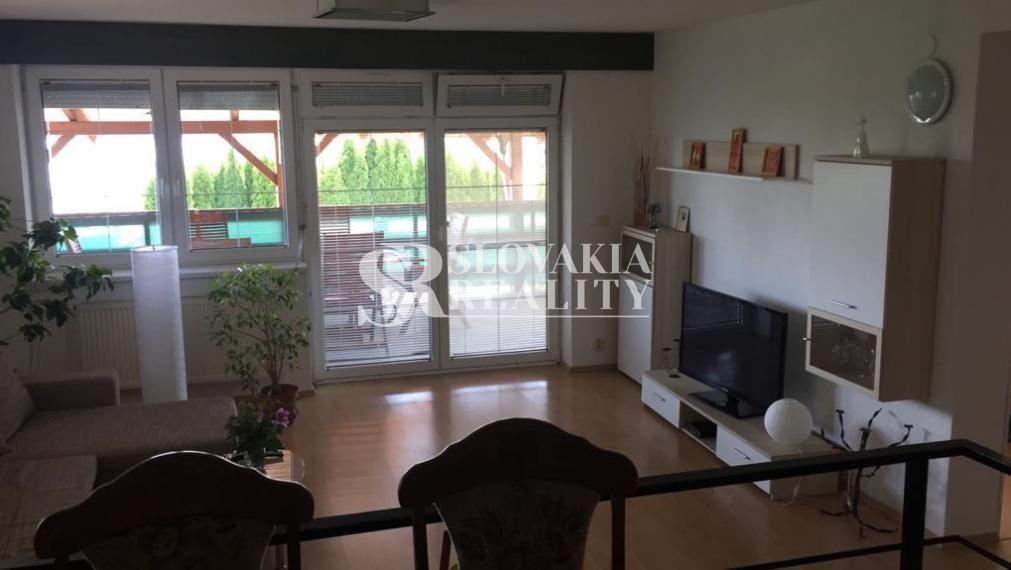 Veľmi príjemný, zariadený 3 izbový rodinný dom na Zobore