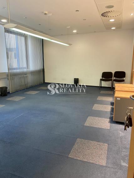 Centrum mesta, parkovanie, klimatizácia, od 30 do 120m2