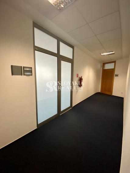 Centrum mesta, parkovanie, klimatizácia, od 30 do 120m2