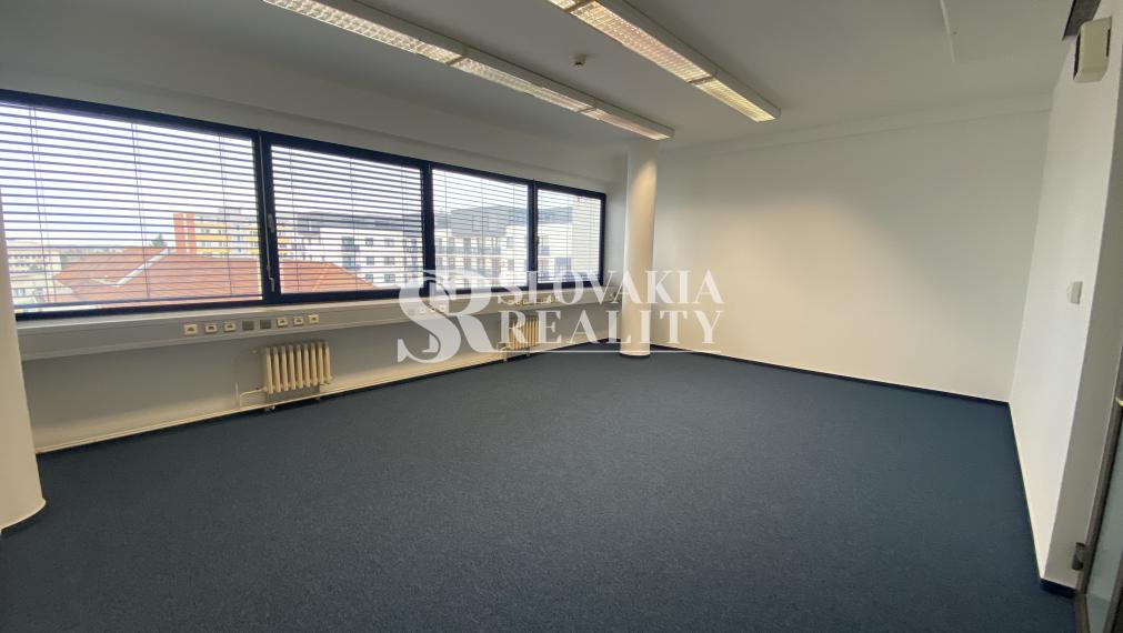 Centrum mesta, parkovanie, klimatizácia, od 30 do 120m2