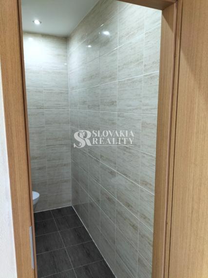 Garsónka s balkónom, 24 m2,  Chrenová