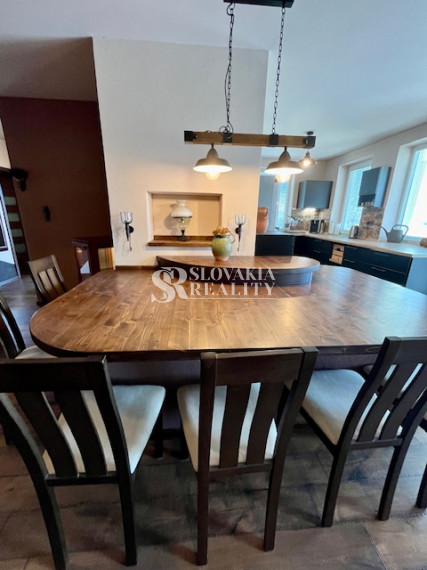 Novostavba RD, pozemok 1366m2, 5-izb., dvojgaráž, 2 kúpeľne