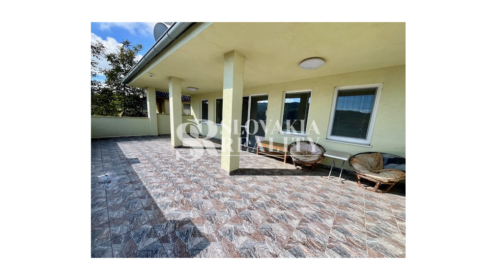 Novostavba RD, pozemok 1366m2, 5-izb., dvojgaráž, 2 kúpeľne