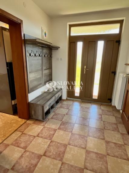 REZERVOVANÝ!! Rodinný dom, pozemok 2643 m2, Nové Sady