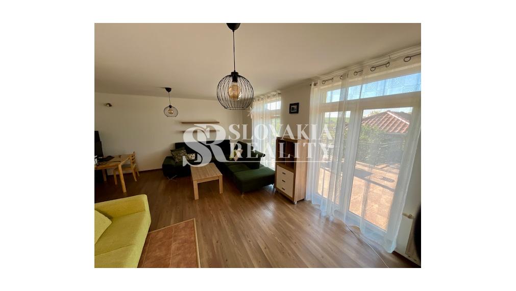 REZERVOVANÝ!! Rodinný dom, pozemok 2643 m2, Nové Sady