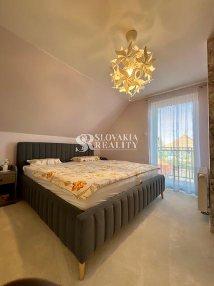 REZERVOVANÝ!! Rodinný dom, pozemok 2643 m2, Nové Sady