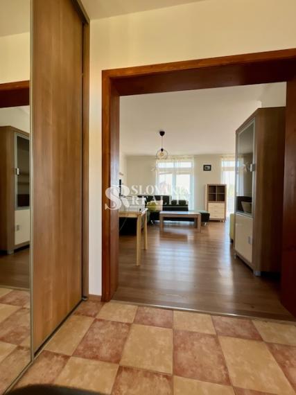 REZERVOVANÝ!! Rodinný dom, pozemok 2643 m2, Nové Sady