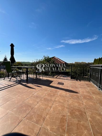 REZERVOVANÝ!! Rodinný dom, pozemok 2643 m2, Nové Sady