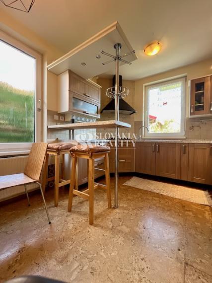 REZERVOVANÝ!! Rodinný dom, pozemok 2643 m2, Nové Sady