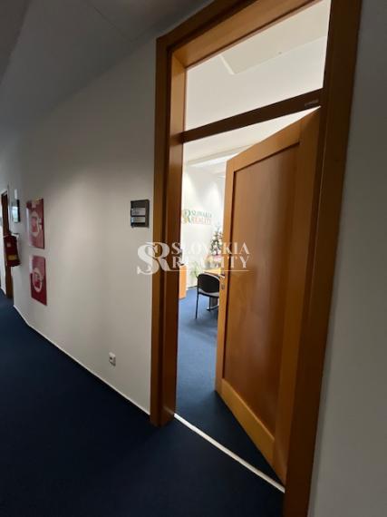 Centrum mesta, parkovanie, klimatizácia, od 30 do 120m2