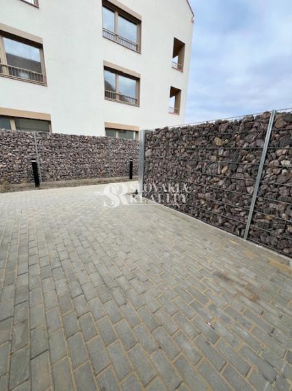 2-izb.byt v novstavbe SLNEČNÁ PLÁŇ, loggia, skolaudovaný