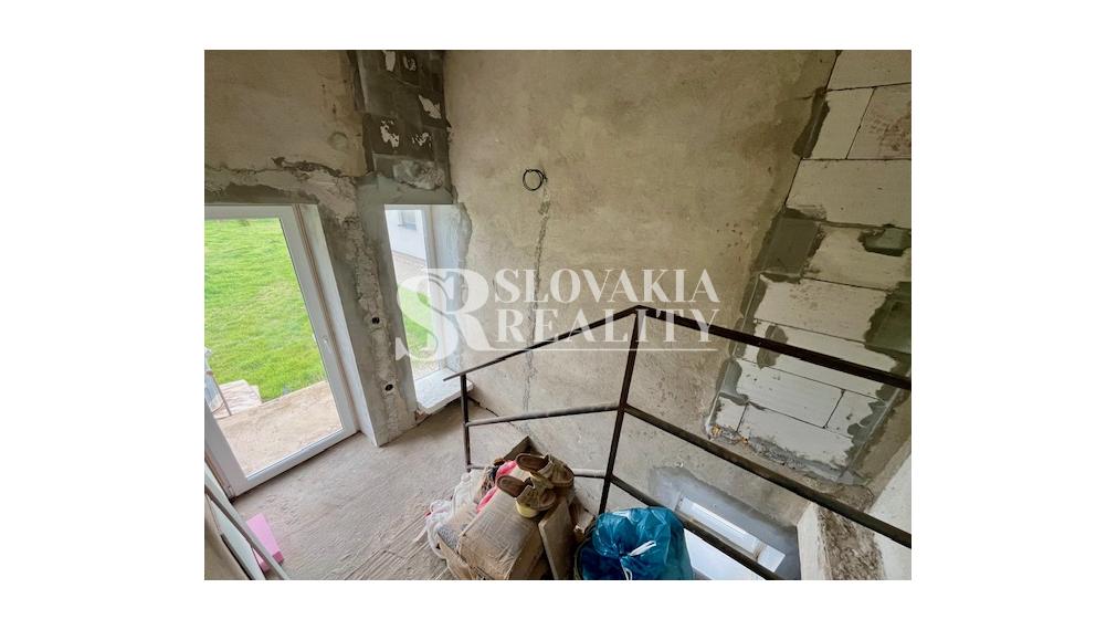 2-generačný dom v Branči so všetkými inžinierskymi sieťami