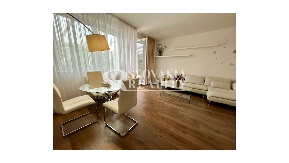 3.izb.byt 112 m2, s terasou o veľkosti 50m2 a garážou