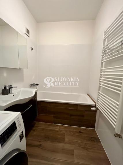 3.izb.byt s veľkou terasou, 112 m2, parkovanie v garáži