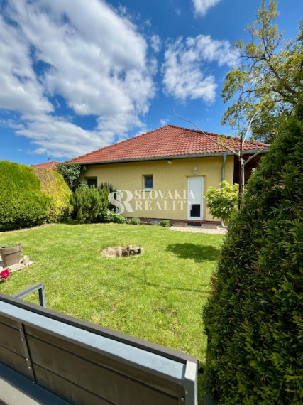 REZERVOVANÝ! 3,5 izb. rodinný dom, Nitra-Krškany, všetky IS