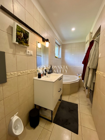 REZERVOVANÝ! 3,5 izb. rodinný dom, Nitra-Krškany, všetky IS