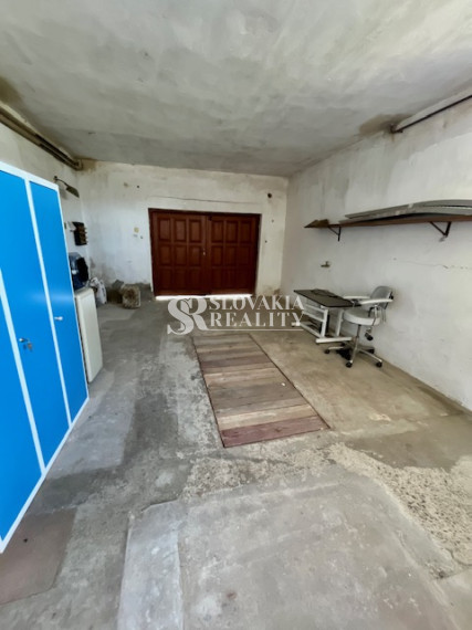 Veľký 8-izbový dom, znalecký posudok na 452.000, Čermáň