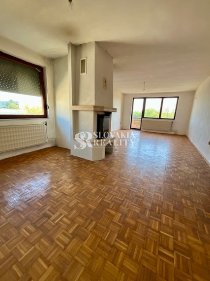 Veľký 8-izbový dom, znalecký posudok na 452.000, Čermáň