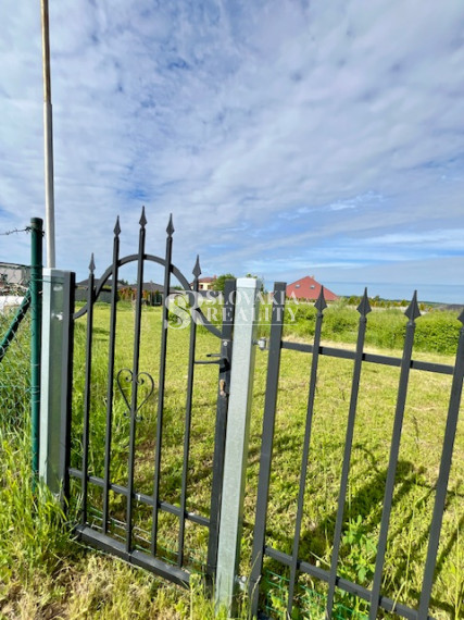 Stavebný pozemok, základ domu v Párovských Hájoch, 690 m2