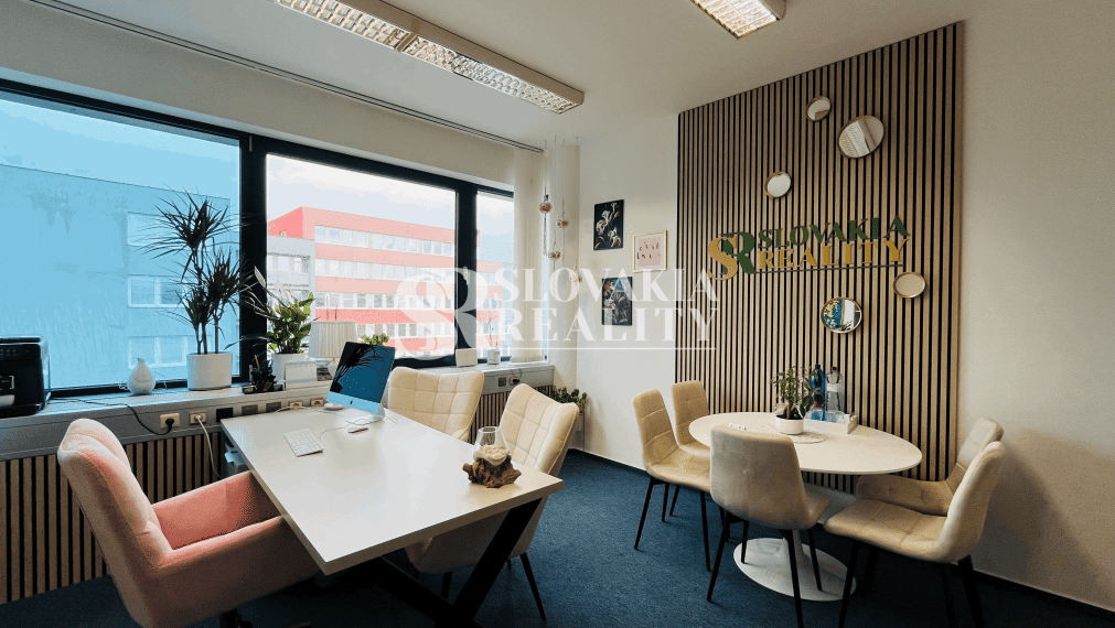 Centrum mesta, parkovanie, klimatizácia, od 30 do 120m2