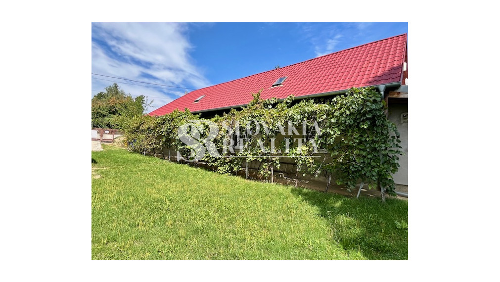 3-izb.dom Veľký Lapáš, 2750 m2 pozemok, IS: el.voda, plyn