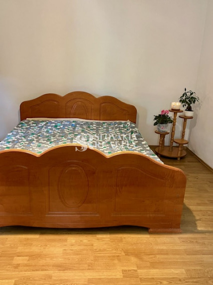 3-izb.dom Veľký Lapáš, 2750 m2 pozemok, IS: el.voda, plyn