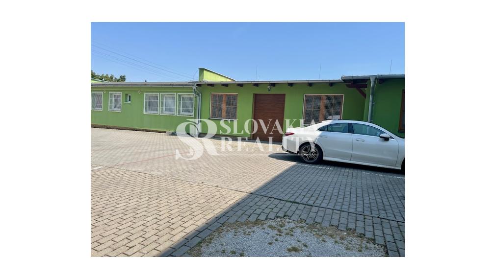 Kancelária Mlynárce, parkovanie v cene, 22 m2, klimatizácia