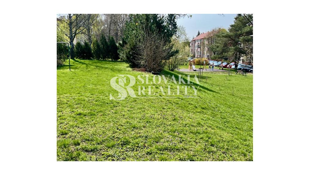 REZERVOVANÝ! 2-izb.byt Kalvária, balkón - 8.mája