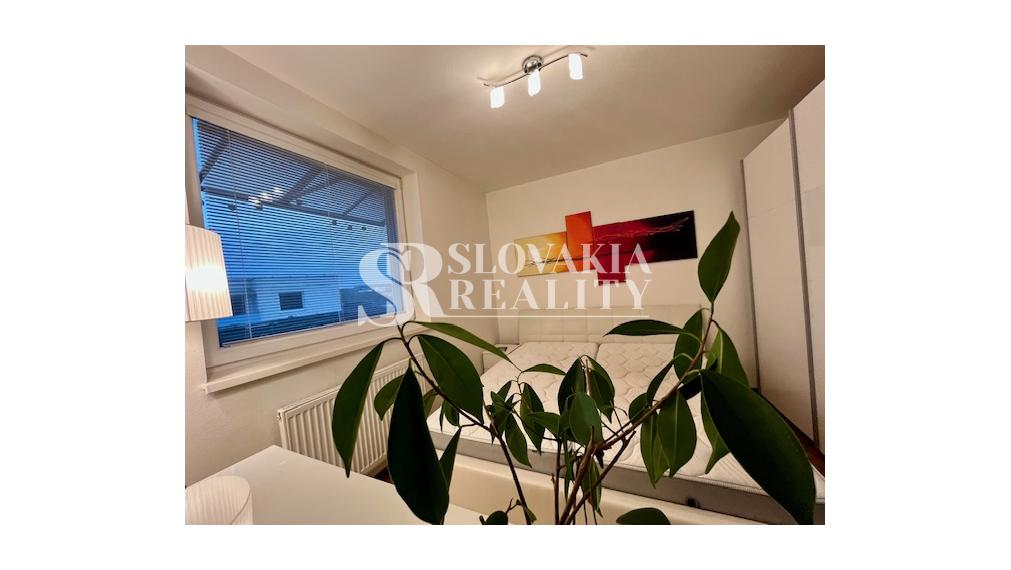 2-izb.byt, energie v cene, 2 parkovacie miesta, internet