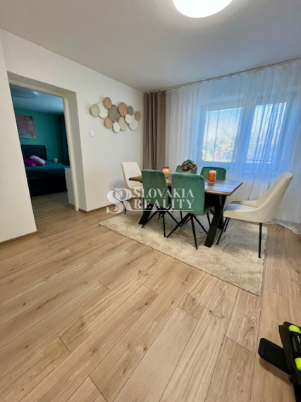 Útulný 3-izb. domček, Sľažany, 10,7á záhrada, zariadený