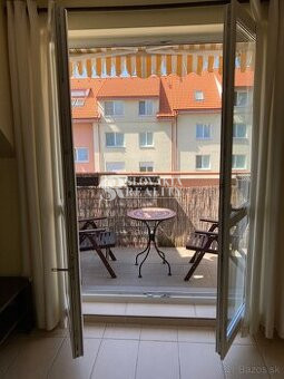 2-izb. byt Zobor, 67,5m2, veľký balkón