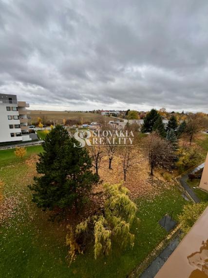 3-izb. byt Klokočina, loggia, čiastočne zariadený, 81 m2