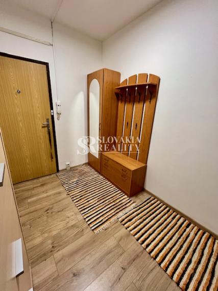 3-izb. byt Klokočina, loggia, čiastočne zariadený, 81 m2