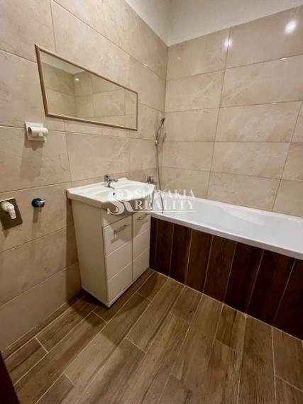 3-izb. byt Klokočina, loggia, čiastočne zariadený, 81 m2