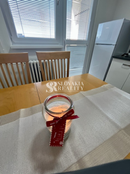 3-izb. byt Klokočina, loggia, čiastočne zariadený, 81 m2