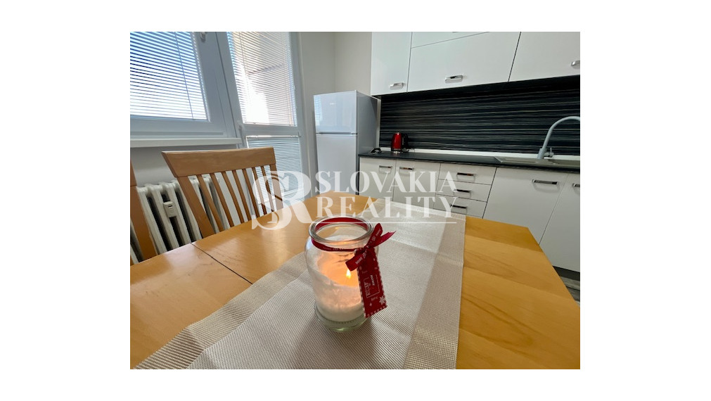 3-izb. byt Klokočina, loggia, čiastočne zariadený, 81 m2