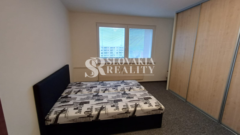 3-izb. byt Klokočina, loggia, čiastočne zariadený, 81 m2