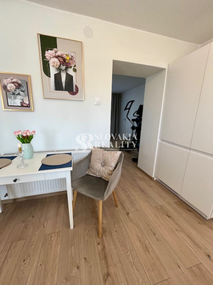 3-izb. domček, Sľažany, zariadený, 10,7á záhrada, zrekonšt.