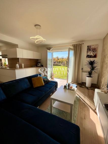 3-izb. domček, Sľažany, zariadený, 10,7á záhrada, zrekonšt.