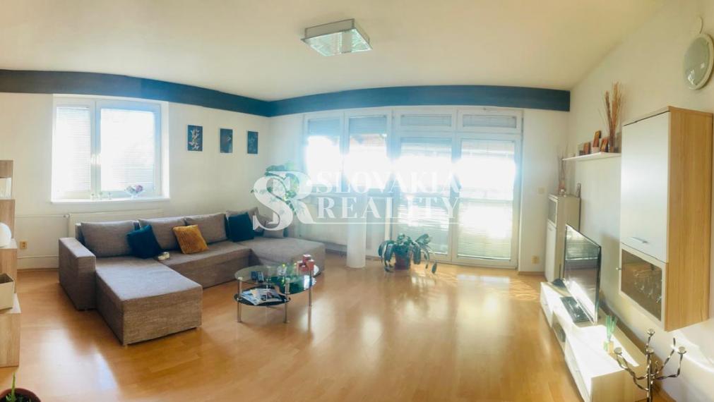 Veľmi príjemný, zariadený 3 izbový rodinný dom na Zobore