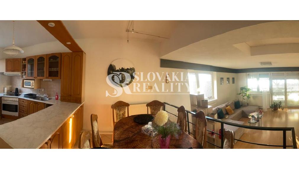 Veľmi príjemný, zariadený 3 izbový rodinný dom na Zobore