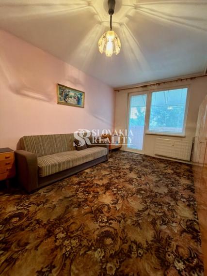 Priestranný 3-izbový byt s balkónom na Alexyho ulici