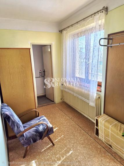 Rodinný dom na predaj s 33 árovým pozemkom