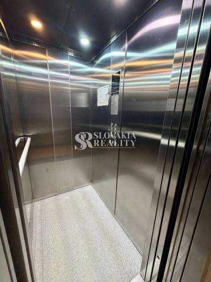 1-izbový byt s výbornou polohou na Výstavej ul. - Chrenová