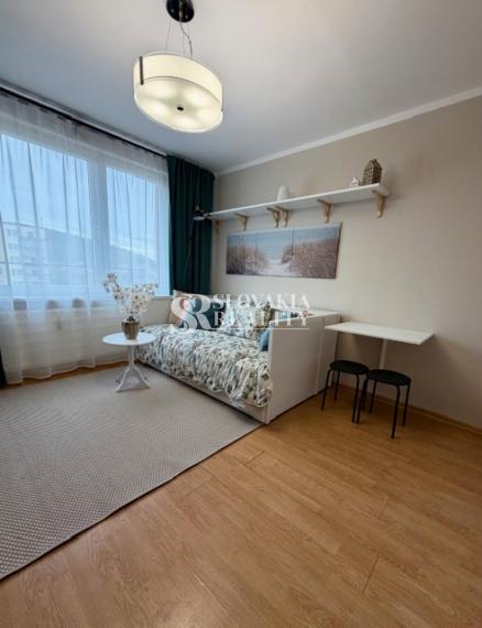 Útulná vkusne zariadená garsónka na prenájom Jurkovičova ul.