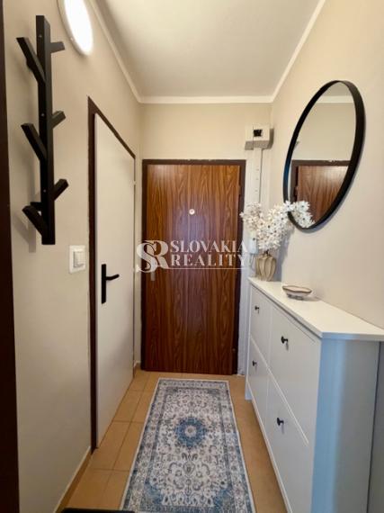 Útulná vkusne zariadená garsónka na prenájom Jurkovičova ul.