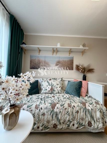 Útulná vkusne zariadená garsónka na prenájom Jurkovičova ul.