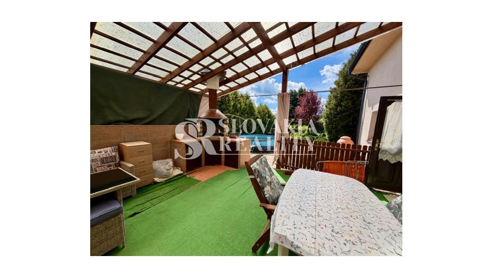 Priestranný RD s terasou v skvelej lokalite Rišňovce