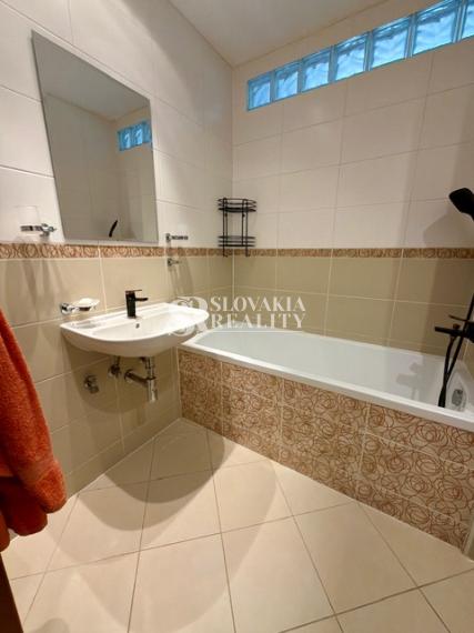 3-izb.byt Čermáň! 84 m², balkón, rekonštrukcia, zariadenie